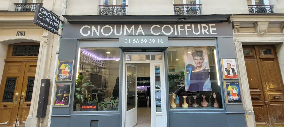 la façade du salon de coiffure Gnouma Coiffure à Paris