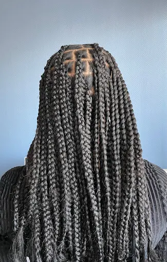 modèle coiffé par Gnouma N°4